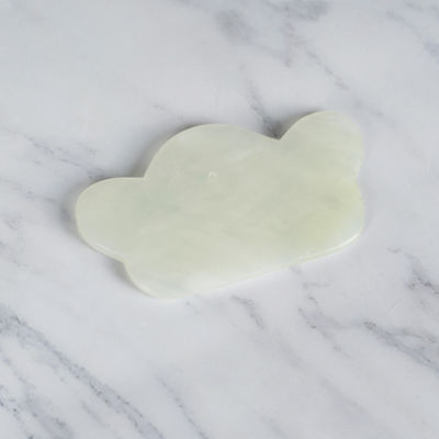 Nieregularny zielony jade Gua Sha Maszer Narzędzie Ergonomicznie zaprojektowane ciało i twarz Guasha